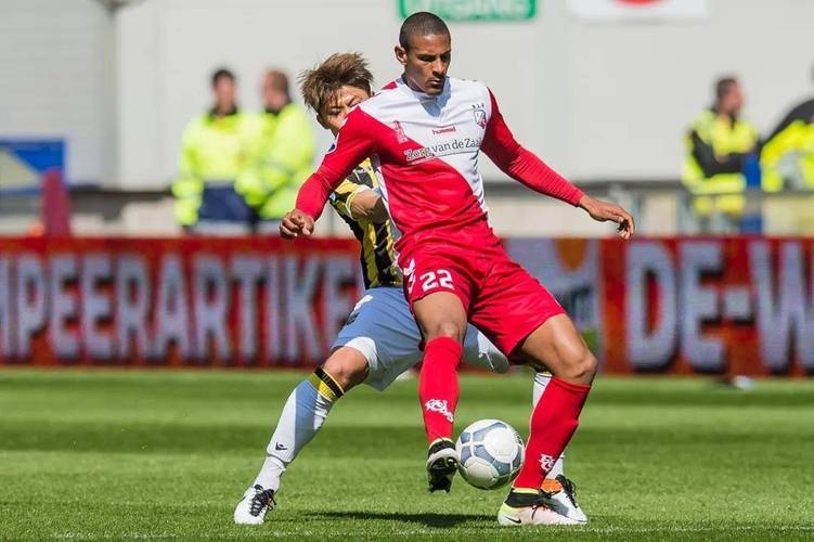 球在国际竞 球在国际竞