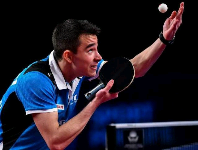 他的勇猛不 他的勇猛不