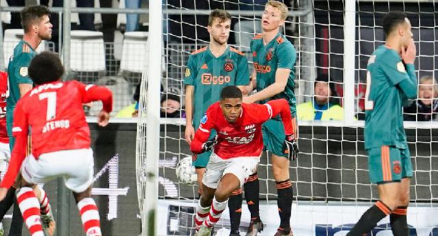 场内外的每 场内外的每