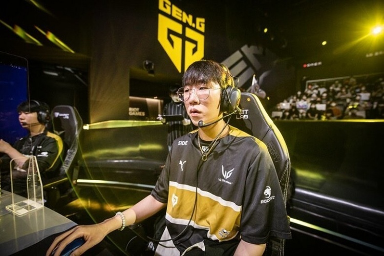 积极的化学 积极的化学