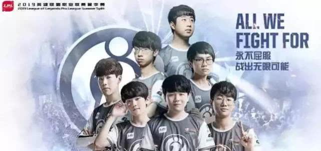 保持球队的 保持球队的